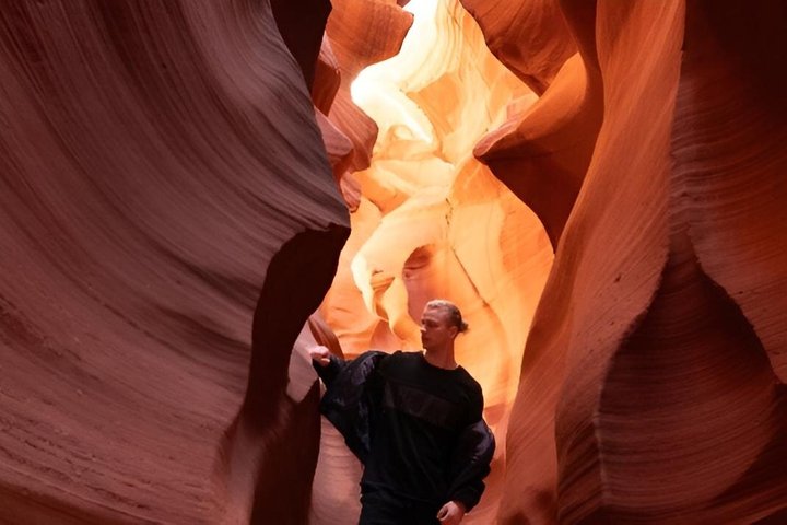 Lower Antelope Canyon and Horseshoe Bend Tour from Las Vegas, photo 10 of 10