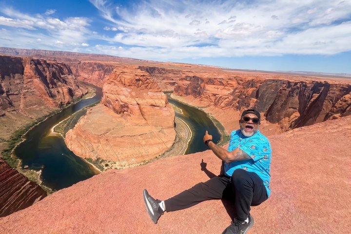 Lower Antelope Canyon and Horseshoe Bend Tour from Las Vegas, photo 4 of 10
