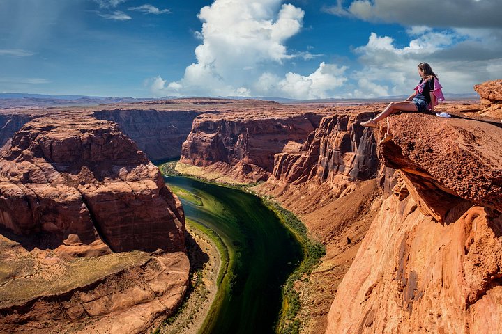 Antelope Canyon and Horseshoe Bend Tour from Sedona with Grand Canyon Adventures, photo 2 of 4