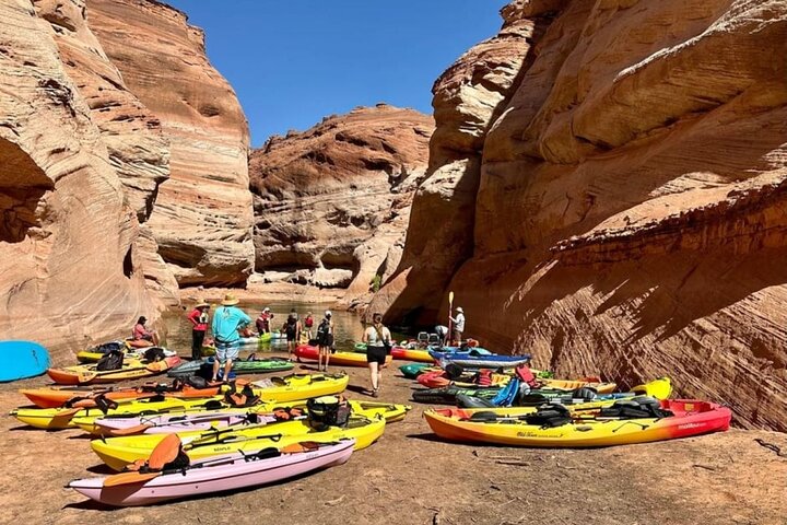 Lake Powell Kayak and Water Antelope Canyon Hike Guided Tour, photo 2 of 10