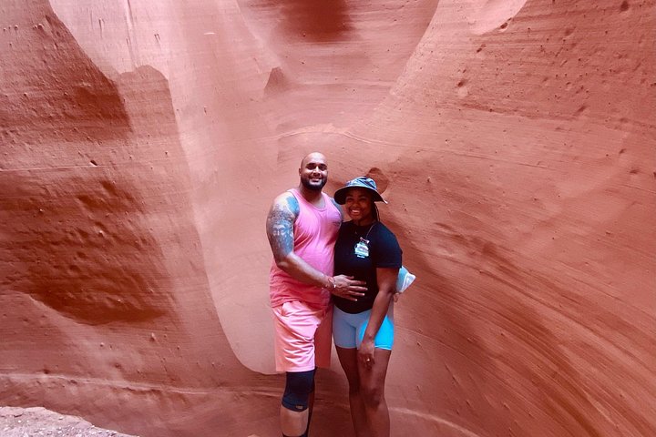 Ligai Si Anii Canyon Tour Through Antelope Canyon, photo 9 of 10