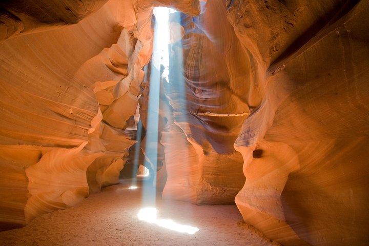 Antelope Canyon and Horseshoe Bend Small-Group Tour from Sedona or Flagstaff, photo 5 of 10