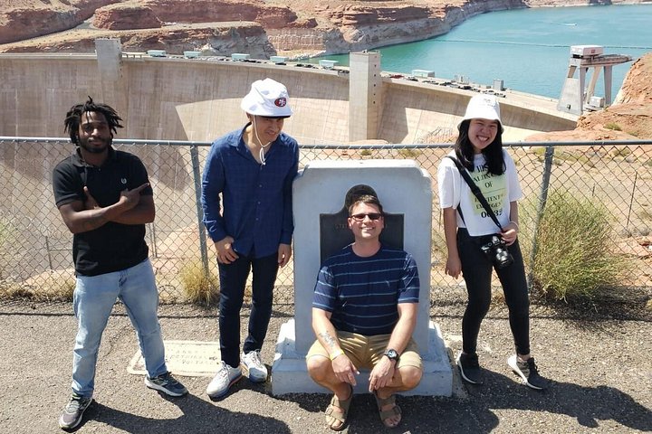 Antelope Canyon and Horseshoe Bend Tour from Las Vegas with Lunch, photo 6 of 10