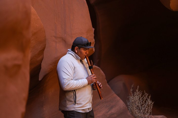 Lower Antelope Canyon and Horseshoe Bend Tour from Las Vegas, photo 2 of 10