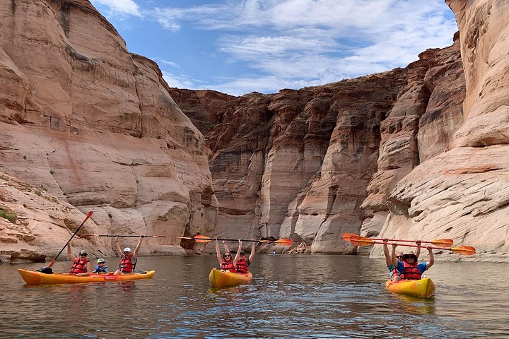 Antelope Canyon Lake Powell Guided Kayaking and Hike Tour, photo 3 of 10