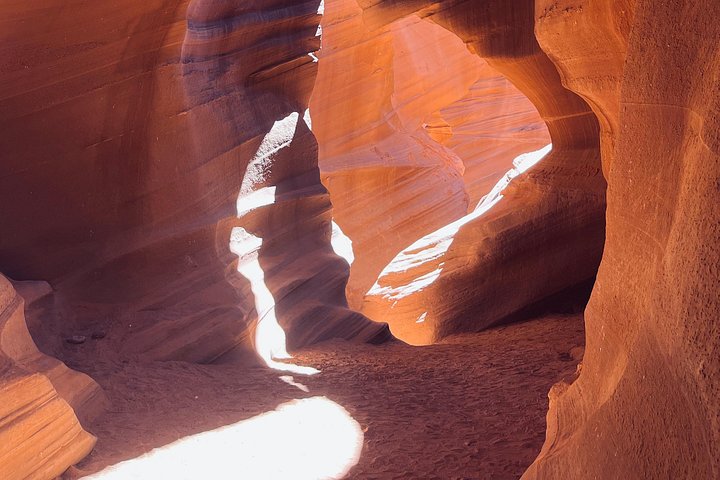 Lower Antelope Canyon General Guided Tour, photo 9 of 9