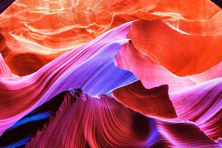 Antelope Canyon via Canyon X and Horseshoe Bend Scenic Tour from Sedona, photo 2 of 8