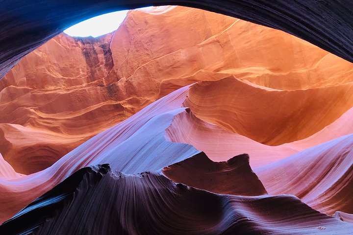 Lower Antelope Canyon General Guided Tour, photo 3 of 9