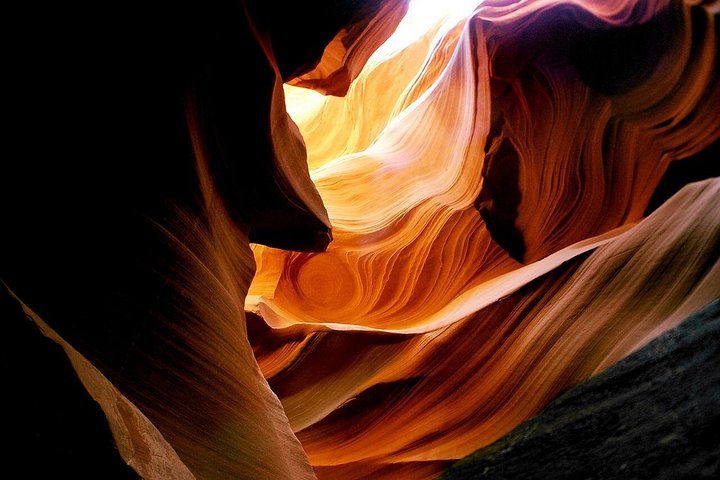 Private Antelope Canyon and Horseshoe Bend Tour from Sedona, photo 3 of 9