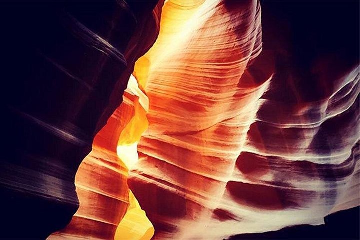 Private Upper or Lower Antelope Canyon and Horseshoe Bend Day Tour, photo 8 of 10