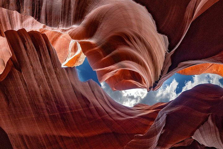 Antelope Canyon and Horseshoe Bend Day Trip from Las Vegas, photo 8 of 10