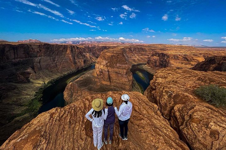 Lower Antelope Canyon and Horseshoe Bend Tour from Page, photo 6 of 8