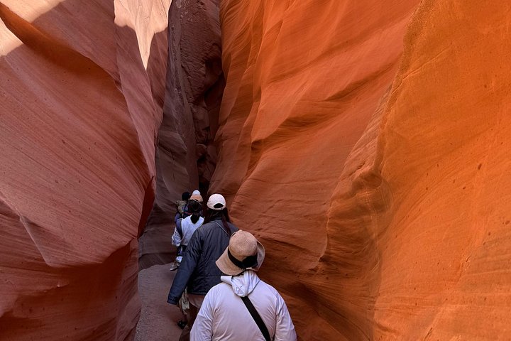 Ligai Si Anii Canyon Tour Through Antelope Canyon, photo 10 of 10