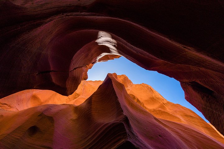 Deer Canyon Adventure through Antelope Canyon, photo 4 of 10