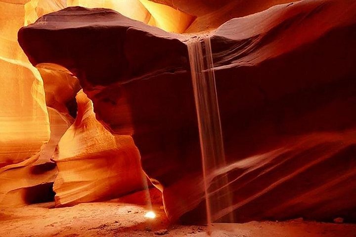 Private Upper or Lower Antelope Canyon and Horseshoe Bend Day Tour, photo 4 of 10