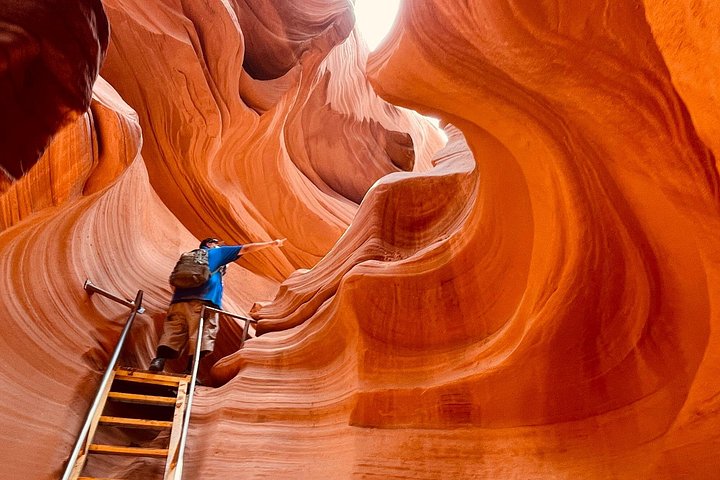 2-Day Grand Canyon, Antelope Canyon, Monument Valley and Sedona, photo 4 of 10